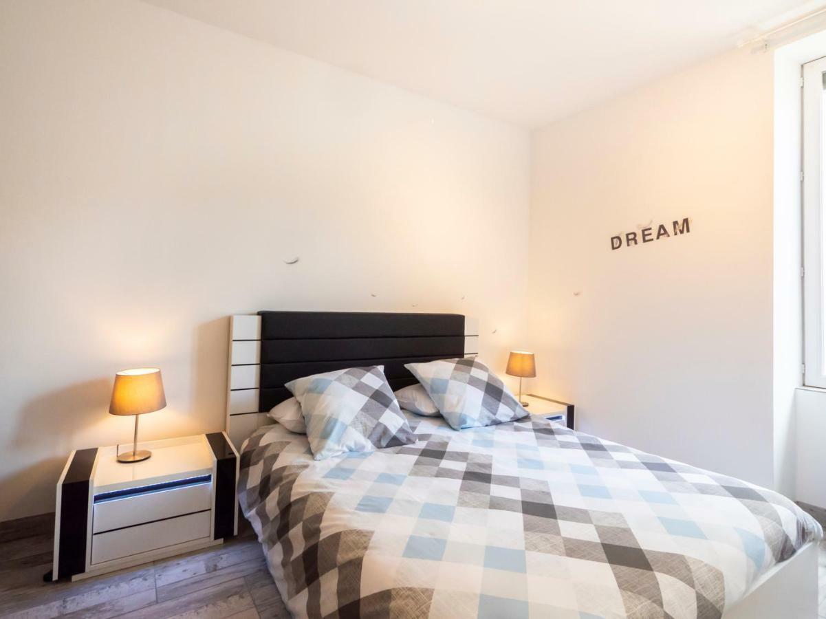 *Dolce Nimes - T2 Standing - Clim * Appartement Buitenkant foto