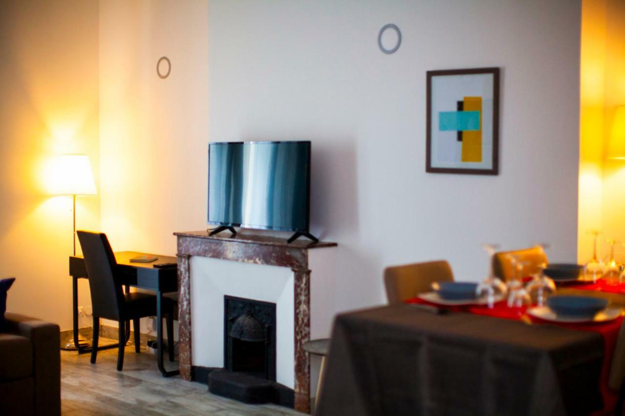 *Dolce Nimes - T2 Standing - Clim * Appartement Buitenkant foto