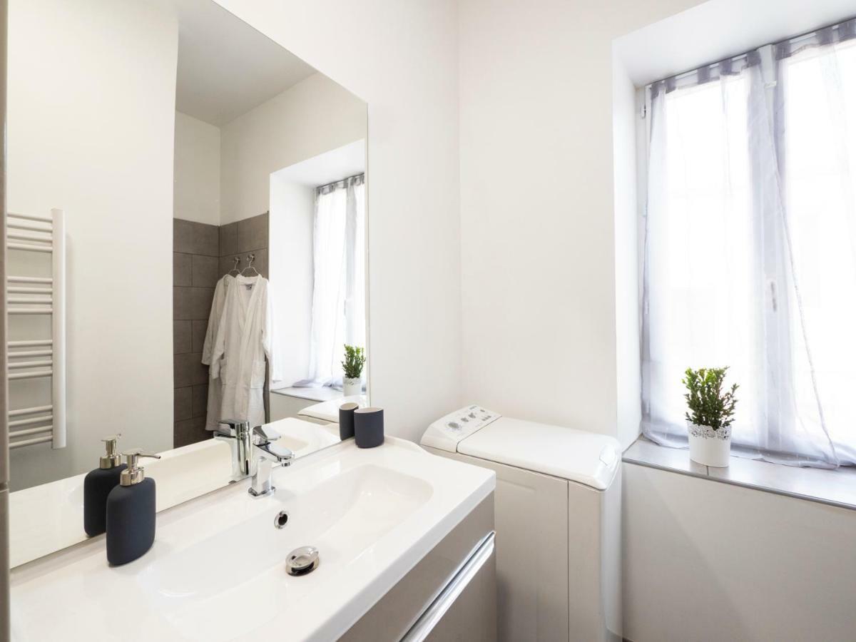 *Dolce Nimes - T2 Standing - Clim * Appartement Buitenkant foto
