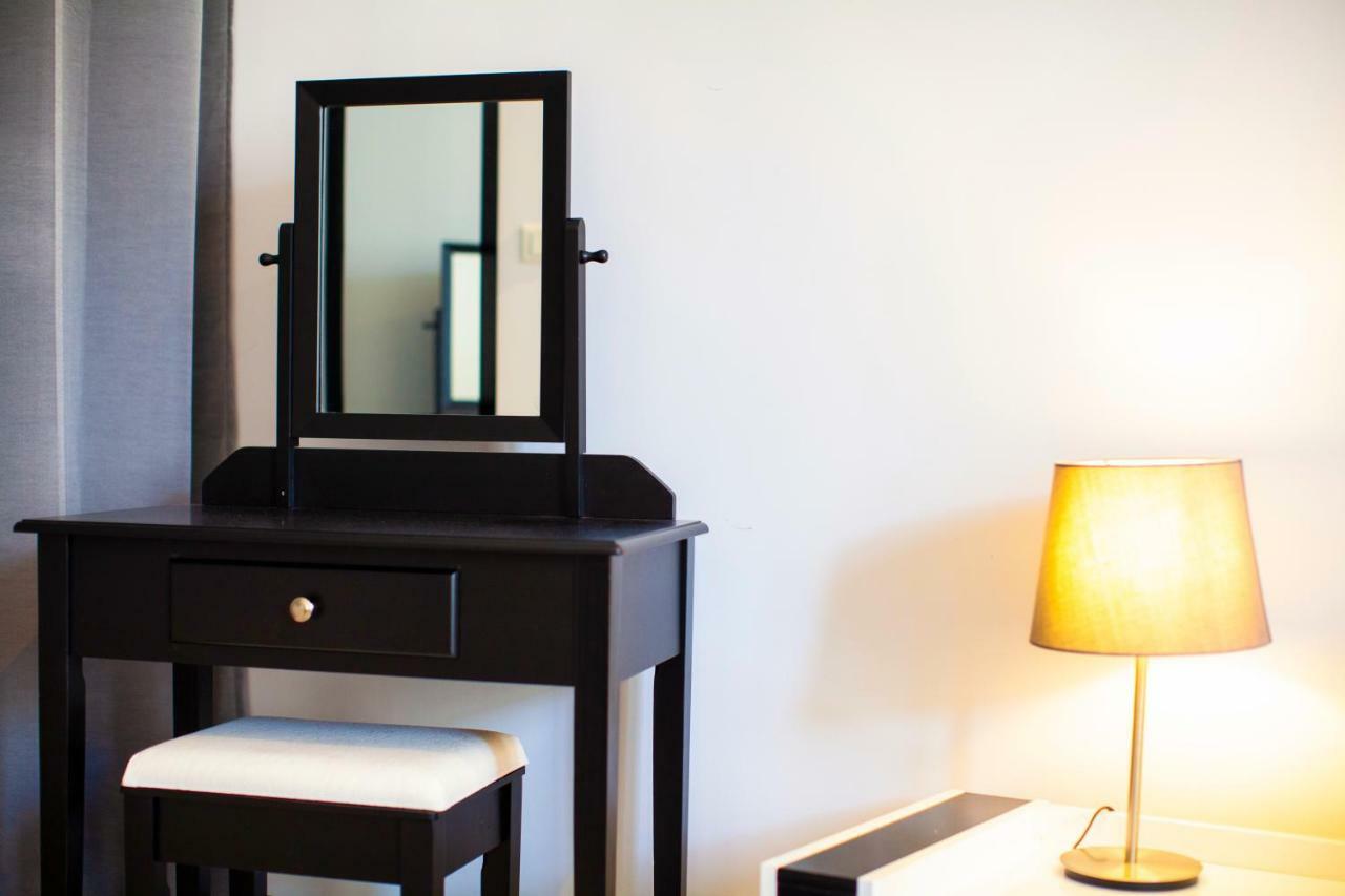 *Dolce Nimes - T2 Standing - Clim * Appartement Buitenkant foto